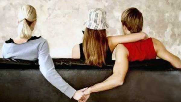 Lines for Extramarital Affairs in Palmistry